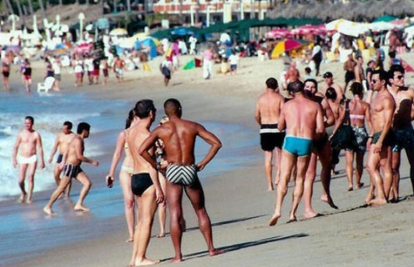 Playa de los Muertos gay beach